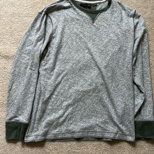 Banana Republic crew neck shirt heather gray. Size XL